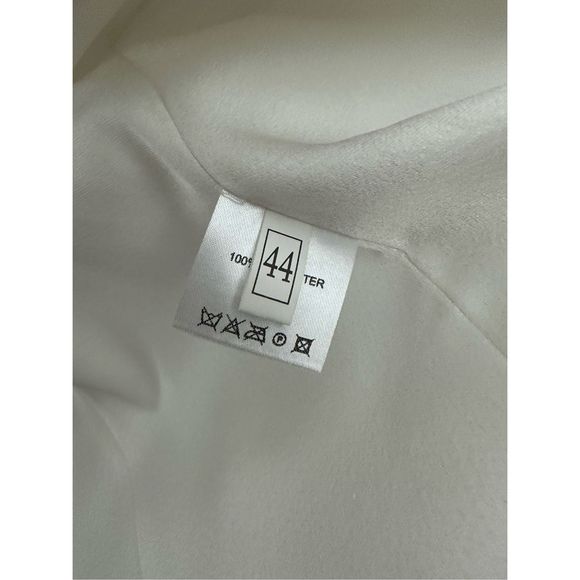 Elegant Cream Maxi Dress - Picture 8 of 8